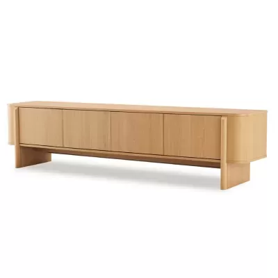 Aparador moderno em madeira clara com quatro portas e cantos arredondados