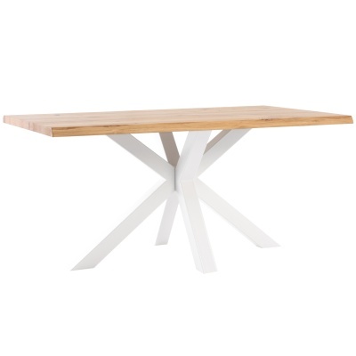 Mesa de jantar com tampo de madeira clara e base branca de metal