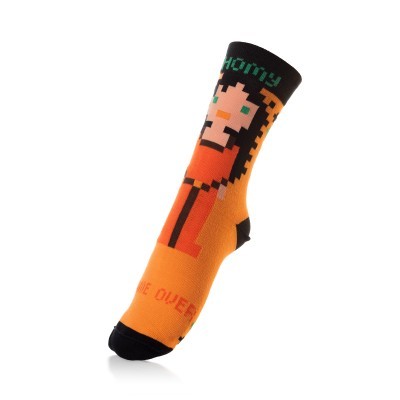Meia longa laranja e preta com design pixelizado de personagem e textos Momy e GAME OVER