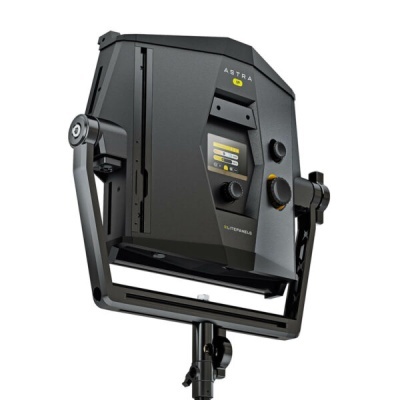 Litepanels Astra IP 1×1 (Standard Yoke, EU Power Cable)