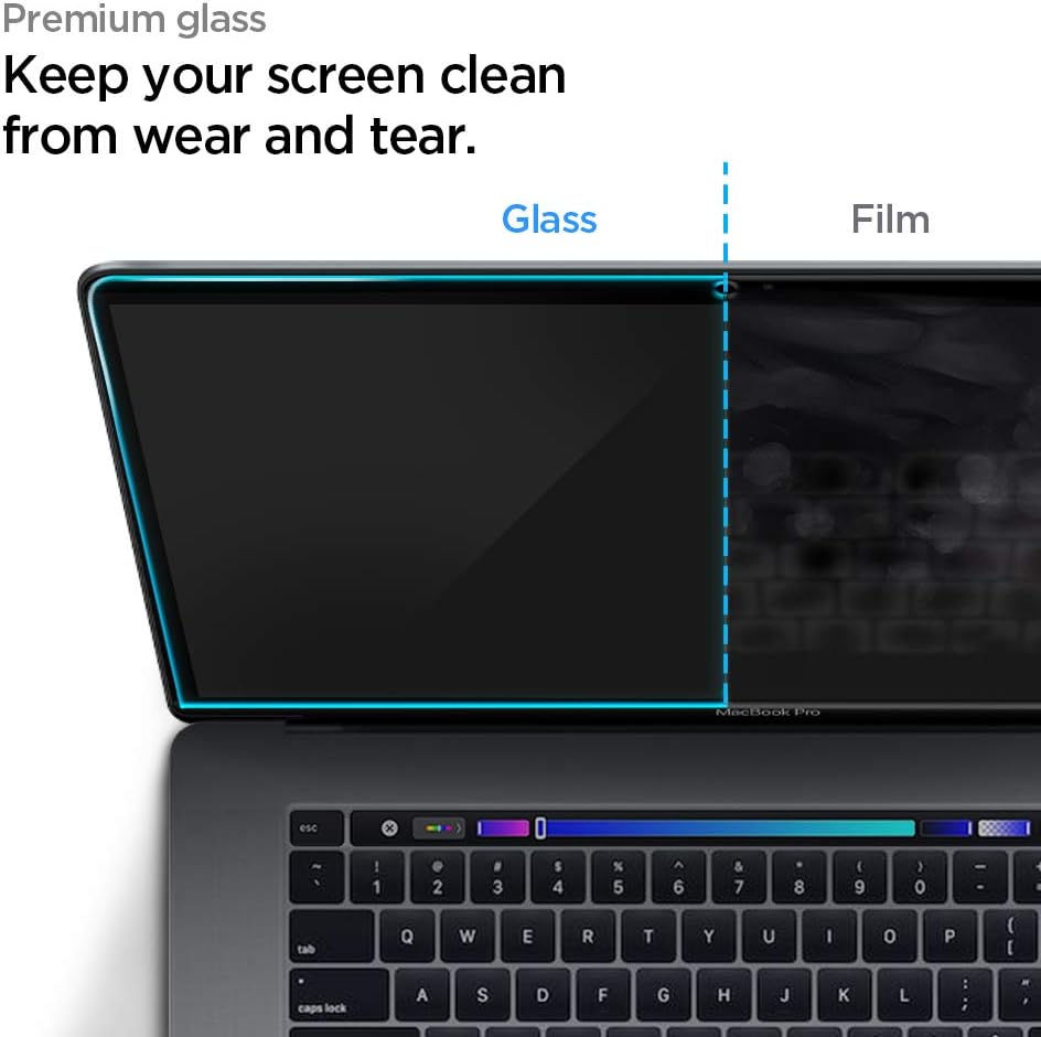 Película de Vidro Temperado Spigen Glass Full Coverage para MacBook Air / Pro Ecrã de portátil dividido entre vidro e película com texto explicativo.