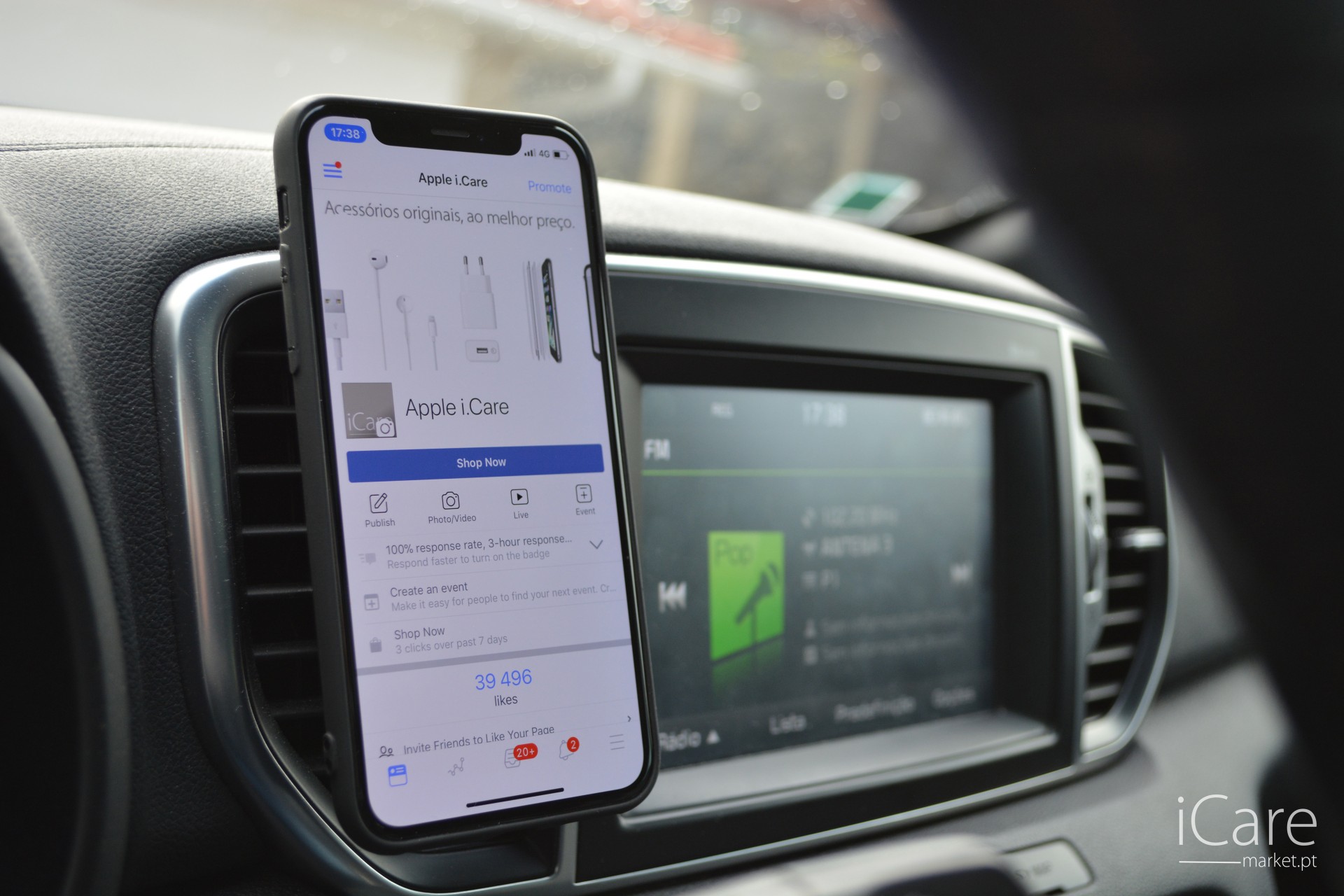Suporte Magnético 360º Force Plus Wozinsky para automóvel Smartphone a mostrar página Apple iCare no interior de automóvel