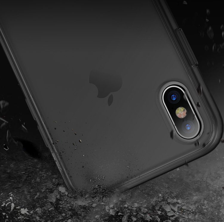 iPhone XR Capa Transparente Mate iPaky Cucorolis Smartphone preto com capa transparente e câmera dupla