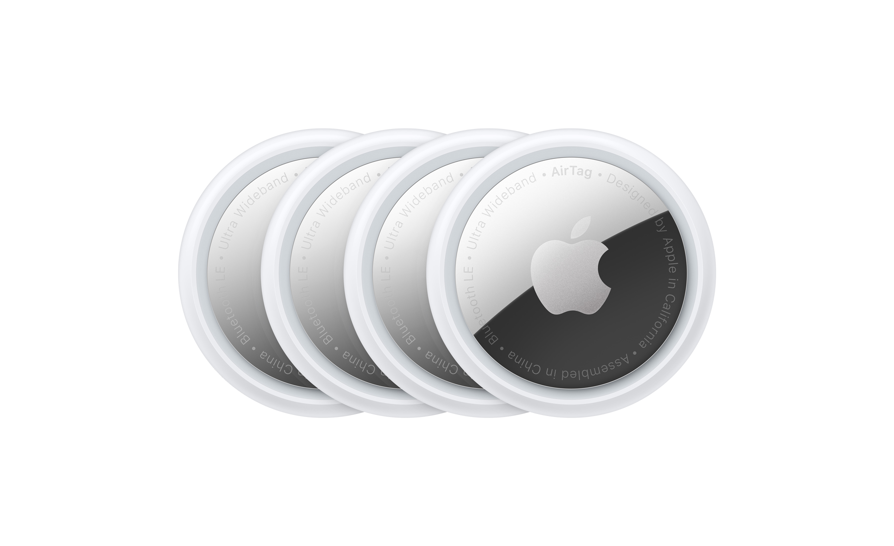 Apple AirTag (Pack 4 Unidades) Conjunto de quatro Apple AirTags prateados em fundo branco