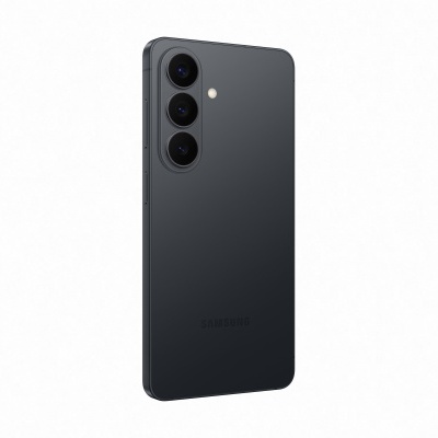 Smartphone preto Samsung com três câmaras traseiras verticais e flash