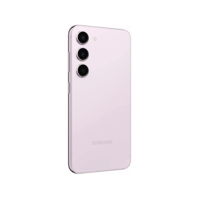 Smartphone Samsung rosa claro com três câmaras traseiras