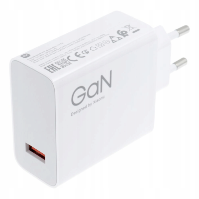 Carregador de parede Xiaomi GaN branco com porta USB laranja e plugue europeu