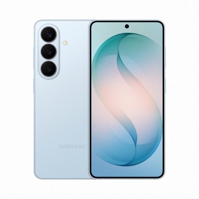 Smartphone Samsung azul claro com três câmaras traseiras e ecrã frontal com câmara central.