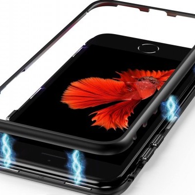 Capa protetora negra para smartphone com encaixe magnético