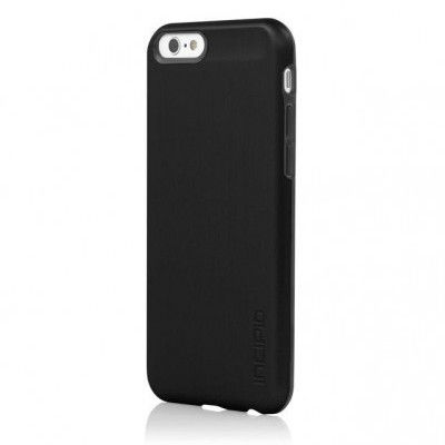 Capa preta para smartphone da Incipio com recortes para botões e câmara