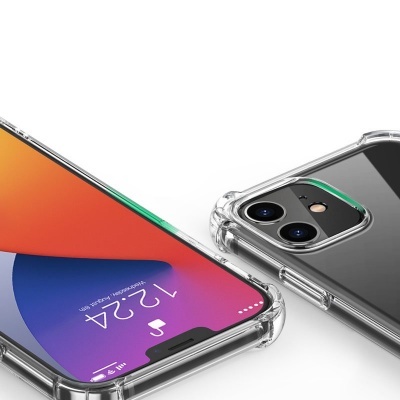 Dois smartphones com capas transparentes, um com ecrã colorido e outro com traseira preta e câmaras visíveis