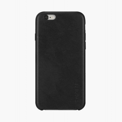 Capa preta para smartphone com textura lisa e abertura para câmara