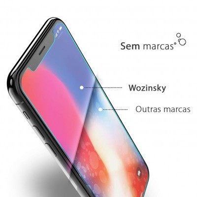 Smartphone com texto indicativo de marcas no ecrã