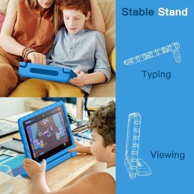 Capa protetora azul para tablet com suporte para digitação e visualização.