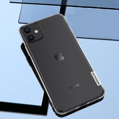 Smartphone Apple iPhone preto com capa transparente sobre vidro