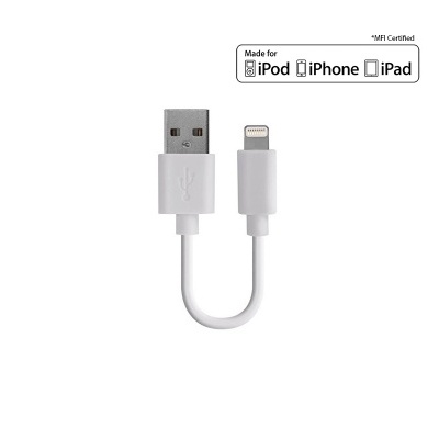 Cabo USB branco com conector Lightning e USB, selo de certificação e compatibilidade Apple