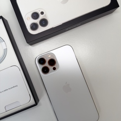 https://www.icare-market.pt/product/apple-iphone-13-pro-max-silver-seminovo