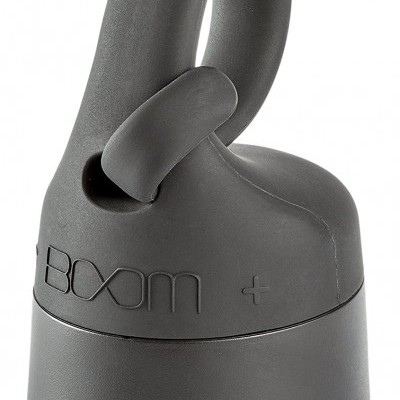 Tampa de garrafa preta com alça integrada e botão de abrir