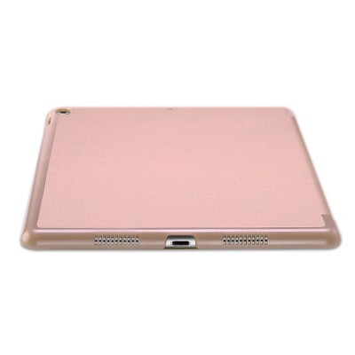 Capa rosa claro para tablet com orifício para câmara