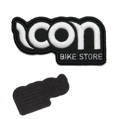 Dois patches bordados, um com texto 'ICON BIKE STORE' e outro preto sem texto
