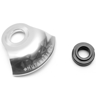 Peças metálicas para bicicleta prateada e preta com texto MUTANTBIKES