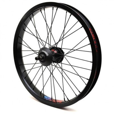 Roda de bicicleta preta com raios e cubo central