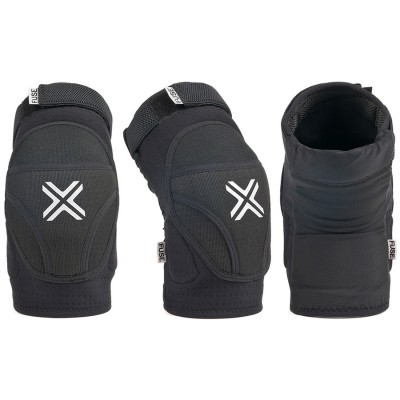 Protetores de cotovelo pretos com símbolo branco e etiquetas PREST