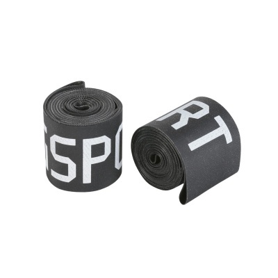 Dois rolos de fita elástica preta com letras brancas