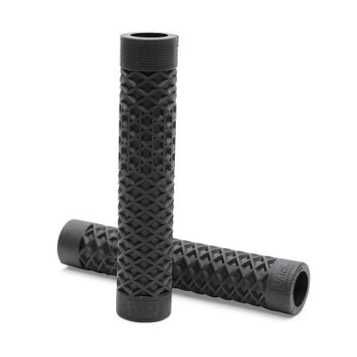 Punhos pretos texturizados para bicicleta com texto MERRITT