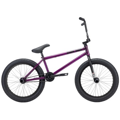 Bicicleta BMX roxo metálico com pneus pretos e guiador preto