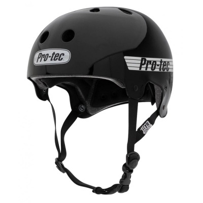 Capacete preto Pro-tec com ventilação e correias ajustáveis