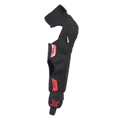 Proteção para braço preta e cor de rosa com etiquetas FUSE