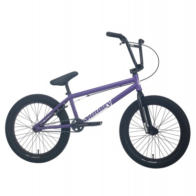 bicicleta BMX roxa e preta com texto SUNDAY no quadro