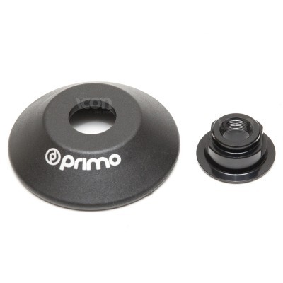 Conjunto de peças metálicas pretas da marca Primo em fundo branco