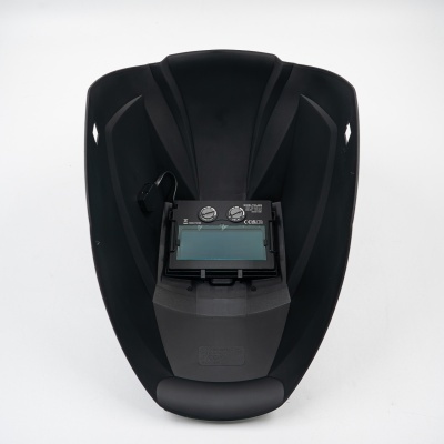 Máscara de soldadura preta com visor eletrónico e botões ajustáveis