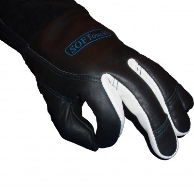 Luva de couro preta com detalhes brancos e texto azul SOFTouch