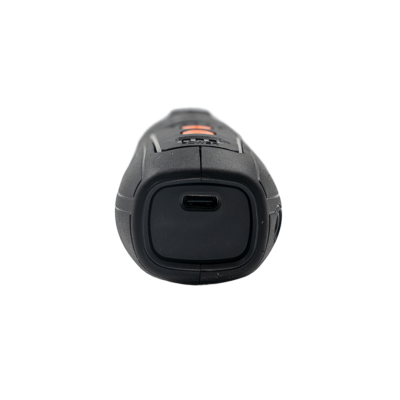 Dispositivo portátil preto com porta USB tipo C