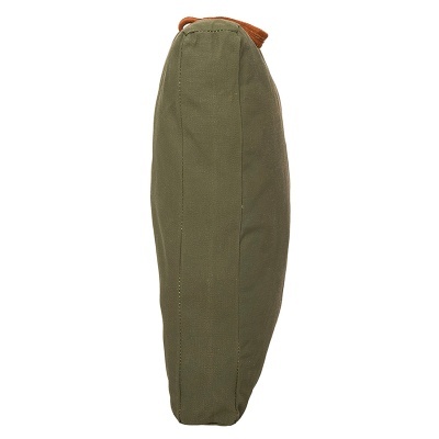 Mala ou mochila verde de perfil com detalhe castanho