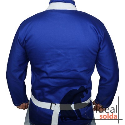 Casaco de trabalho azul com cinto branco visto por trás