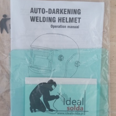 Manual de capacete de soldadura autoescurecente e folheto da Ideal Solda