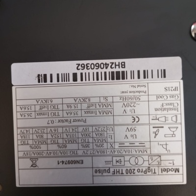 Etiqueta técnica com informações do produto Tig-P10 200 THF pulse