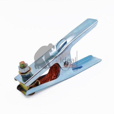 Prendedor metálico cromado com parafuso e porca