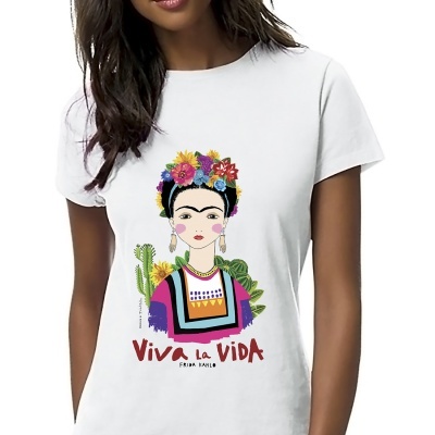 T-shirt branca com ilustração colorida de Frida Kahlo e texto Viva La VIDA