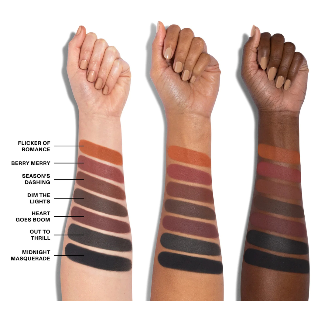 Paleta de Sombras 35XS No Silent Nights Artistry Morphe Amostras de cores de maquilhagem em três tons de pele diferentes com nomes das cores ao lado.