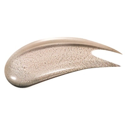 Amostra de produto cosmético creme bege claro com brilho