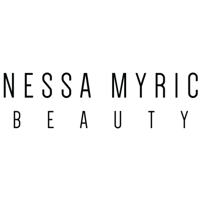 Logótipo DANESSA MYRICKS BEAUTY em texto preto sobre fundo branco
