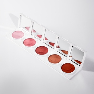 https://www.importadosdacami.com/product/blush-compacto-lara-beauty