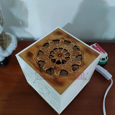 Cubo&#x20;4&#x20;Fotos&#x20;-&#x20;Ilumina&#x00E7;&#x00E3;o&#x20;220V