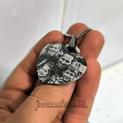 Colar&#x20;com&#x20;pendente&#x20;Cora&#x00E7;&#x00E3;o&#x20;-&#x20;Prateado