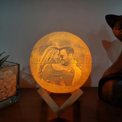 Lua&#x20;Bateria&#x20;Recarreg&#x00E1;vel&#x20;-&#x20;Luz&#x20;Branca&#x2F;Controlo&#x20;Touch